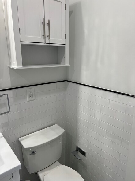 Building Photo - 4621 42nd St NW