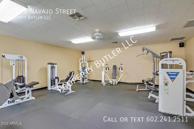 Building Photo - 4795 E Navajo St