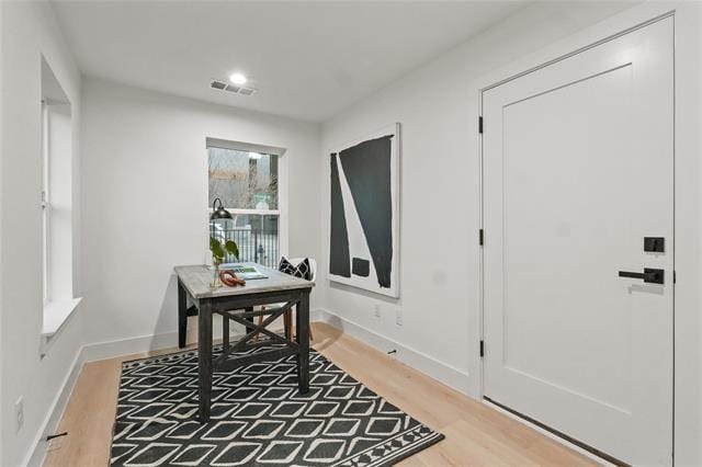 Building Photo - 2031 N Prairie Ave