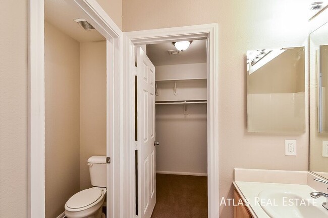 Building Photo - 8557 Timber Pine Ave