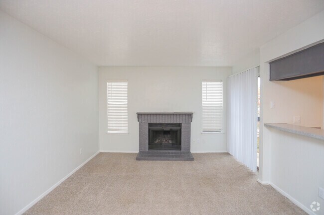 1BR, 1BA - 637SF - Fairwood - Pleasant Creek Apartments