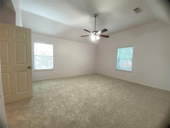 Building Photo - 15706 Springfield Dr
