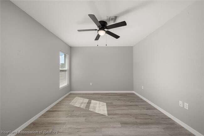 Building Photo - 6303 Red Cedar Rd