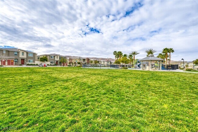 Building Photo - 12186 Scarlet Ember Rd