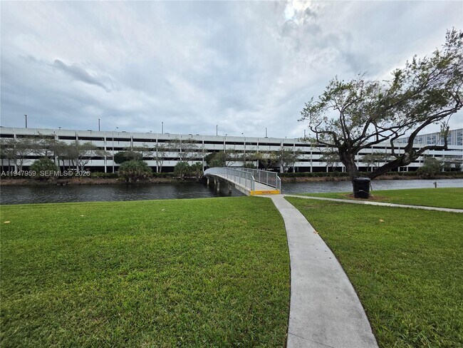 Building Photo - 7424 SW 82nd St