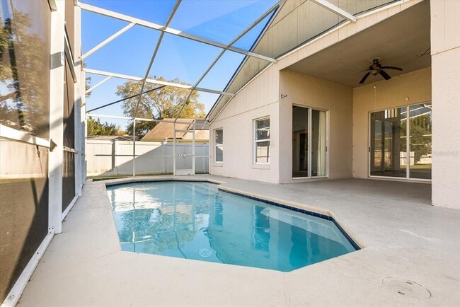 Building Photo - 2612 Brookshire Ct