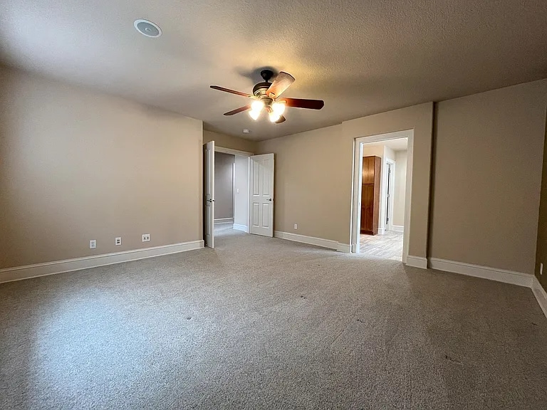 Building Photo - 12847 NW Bayonne Ln