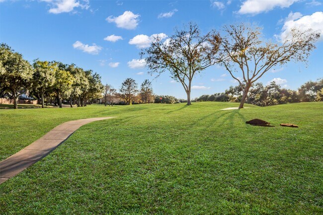 Building Photo - 3815 Hogan Ct