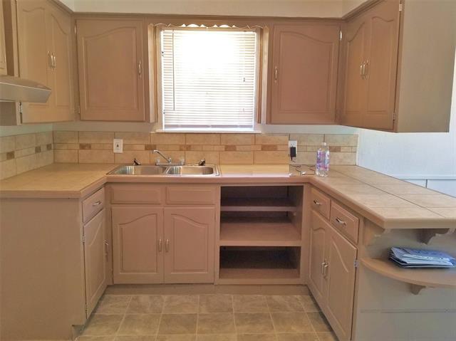 Building Photo - 4942 Rockport Dr