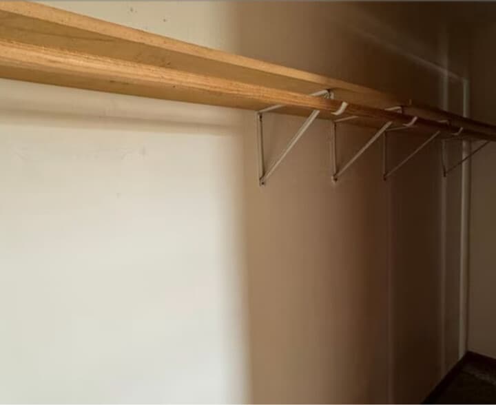 Building Photo - 2301 W Lawrence Ave