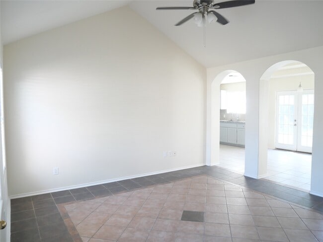 Building Photo - 5510 Rio Alamo St