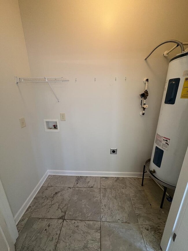 Building Photo - 735 Tulip Grove Rd