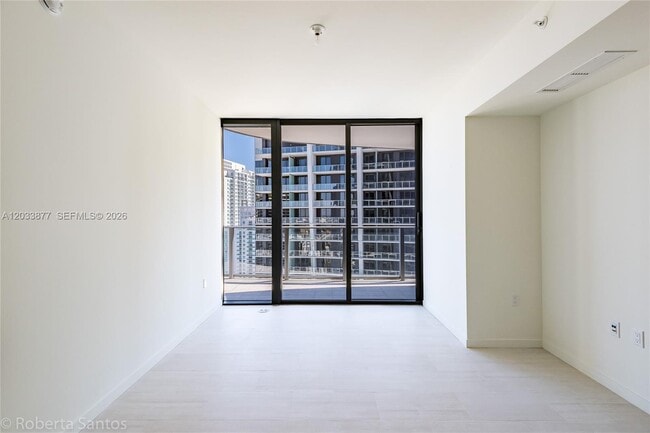 Building Photo - 1000 Brickell Plaza