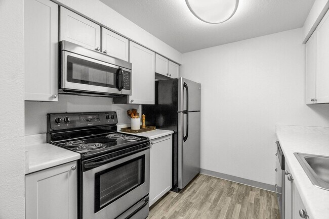 Building Photo - Aero Apartments