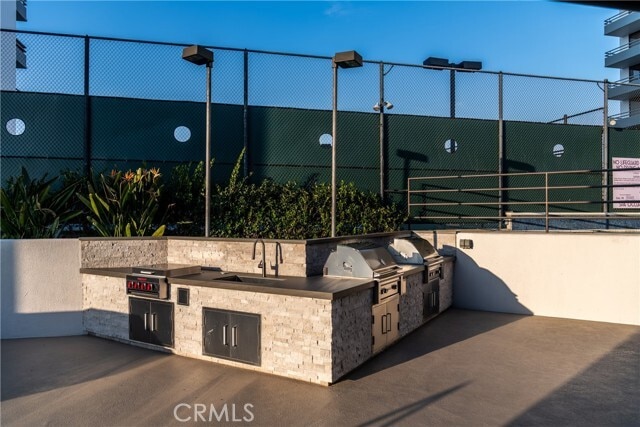 Building Photo - 345 Pioneer Dr