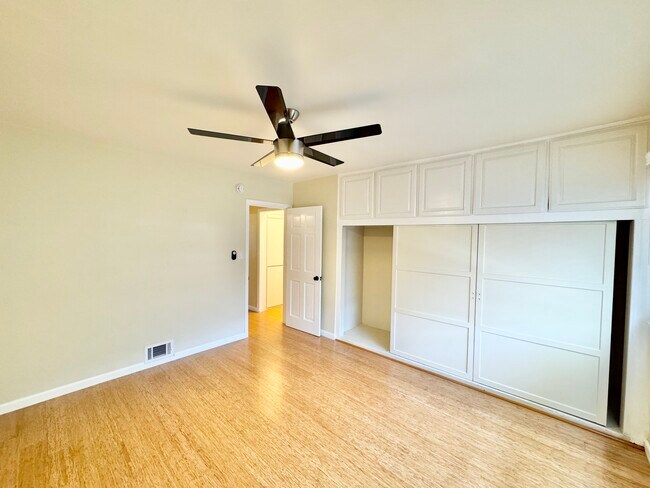 Building Photo - 3910 Coco Ave