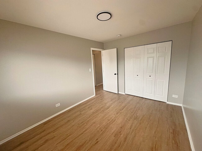 Building Photo - 940 Sandpiper Ct