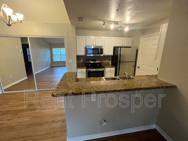 Building Photo - 850 Enterprise Cove Ave