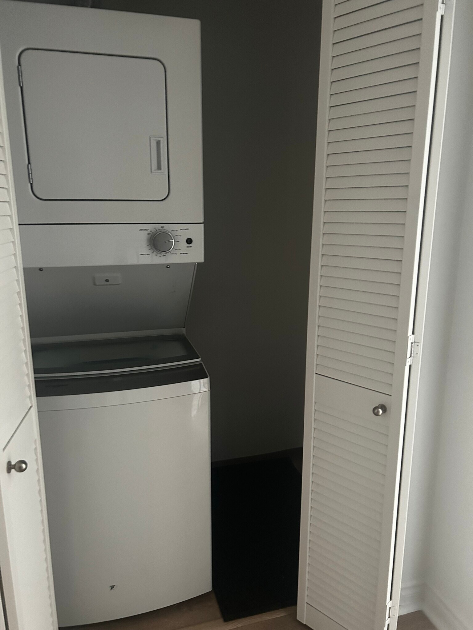 Laundry closet - 1277 Kettner Blvd