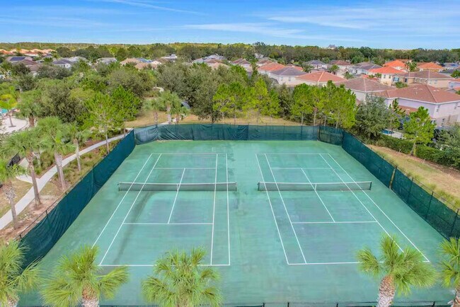 Building Photo - 4140 Oak Tree Dr