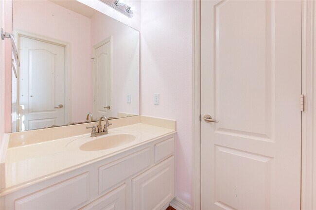Building Photo - 7803 Courtney Manor Ln