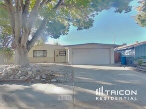 Building Photo - 199 Ironwood St