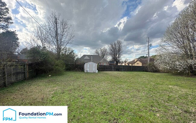 Building Photo - 5407 Riverdale Rd