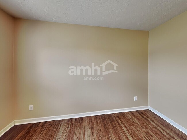 Building Photo - 1230 Highland Lake Way