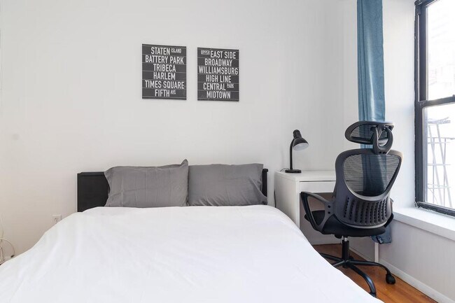 Building Photo - 1789 1st Ave