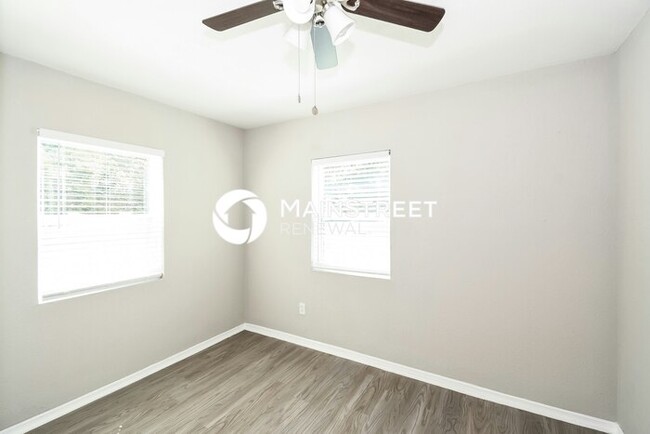 Building Photo - 3112 Hartridge St