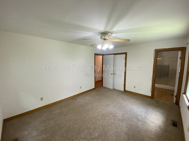 Building Photo - 28341 Edgar Rd