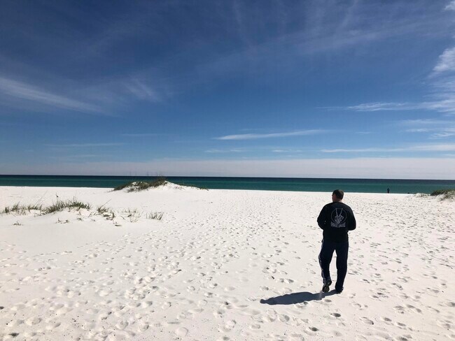 Building Photo - 7482 Autumn Trace Blvd