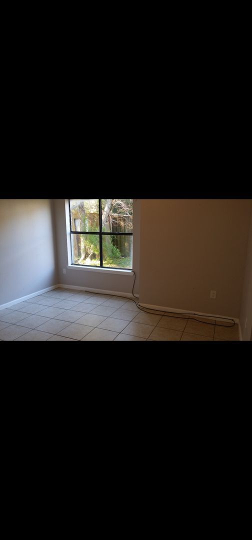 Building Photo - 824 Hammond Manor Dr