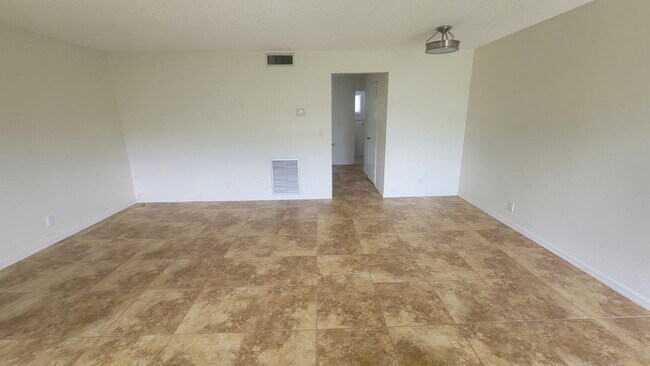 Building Photo - 222 N Federal Hwy