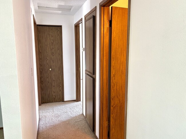 Building Photo - DHSFH01