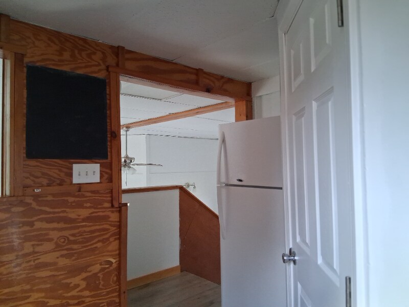 Building Photo - 17 Dickey Ln