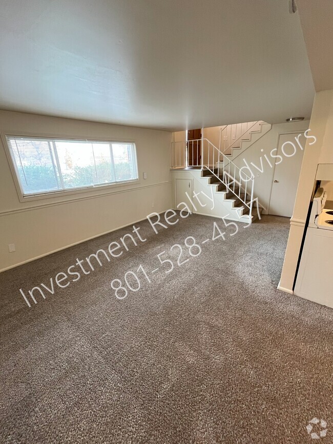 Building Photo - Spacious Apartment in Salt Lake City!