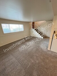 Building Photo - Spacious Apartment in Salt Lake City!