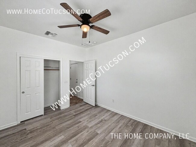 Building Photo - 6411 W Willow Falls Way