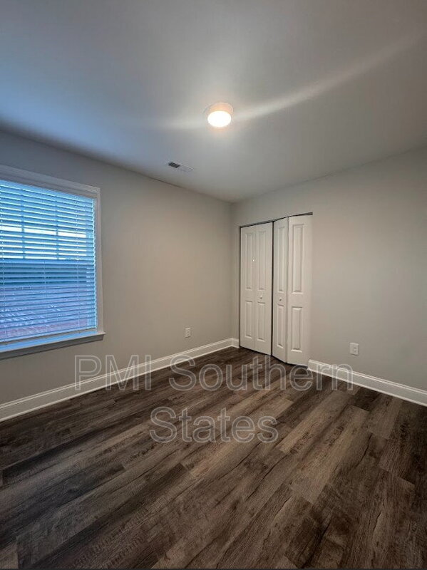 Building Photo - 41 Snowmill Rd