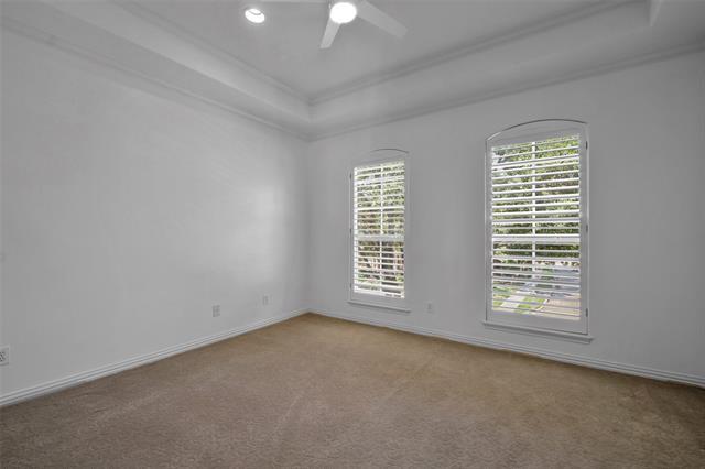Building Photo - 3000 Vinson Ln