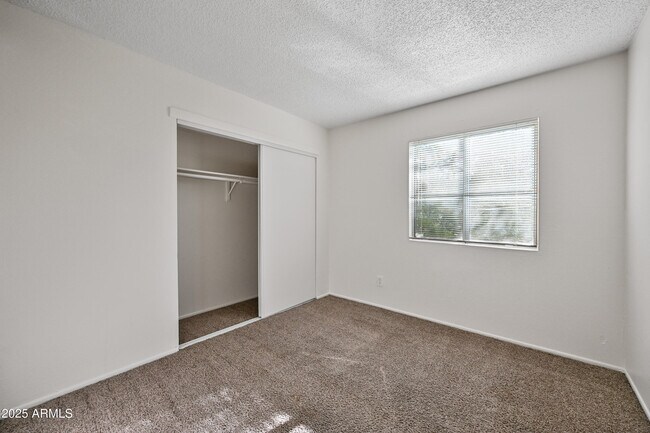 Building Photo - 12717 W Tasha Dr