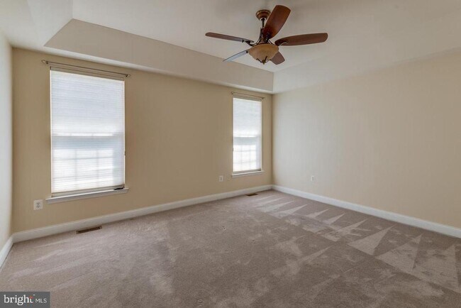 Building Photo - 45921 Altman Ct