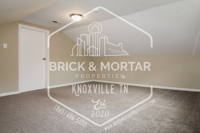 Building Photo - 2611 Edgewood Ave