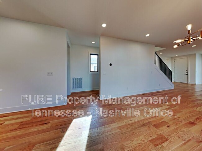 Building Photo - 1256 Thomas St