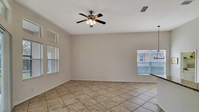 Building Photo - Annual Rental: Elegant 3-Bedroom, 2.5-Bath Home in the Gated Lakewood Ranch Country Club
