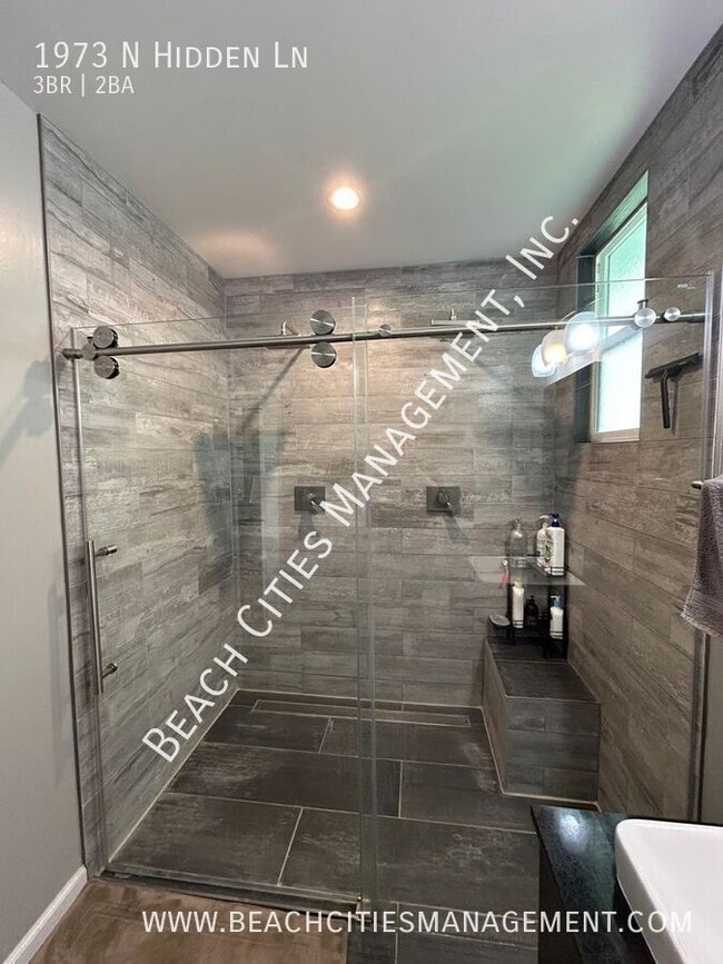 Building Photo - 1973 N Hidden Ln