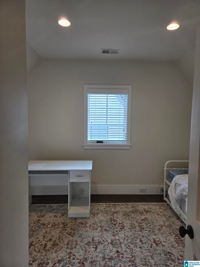 Building Photo - 3723 5th Ave S