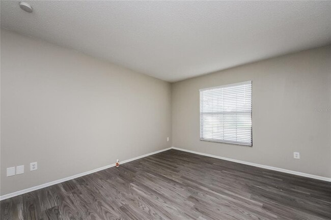 Building Photo - 2733 Mint Dr