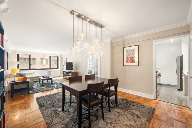 Primary Photo - 420 E 64th St